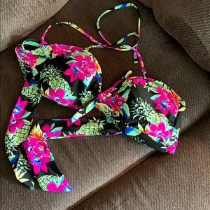 Bikini top